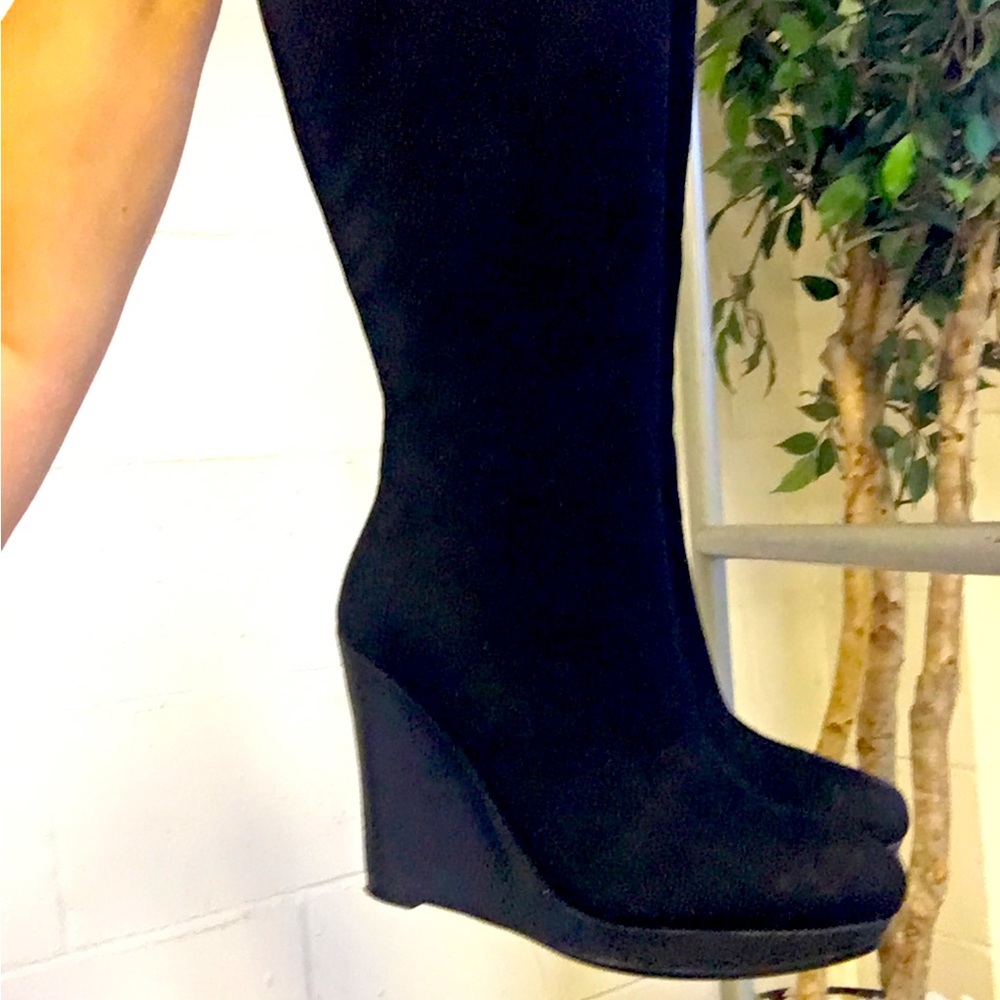 Impo Black wedge boot ( calf) ( size 6,5)